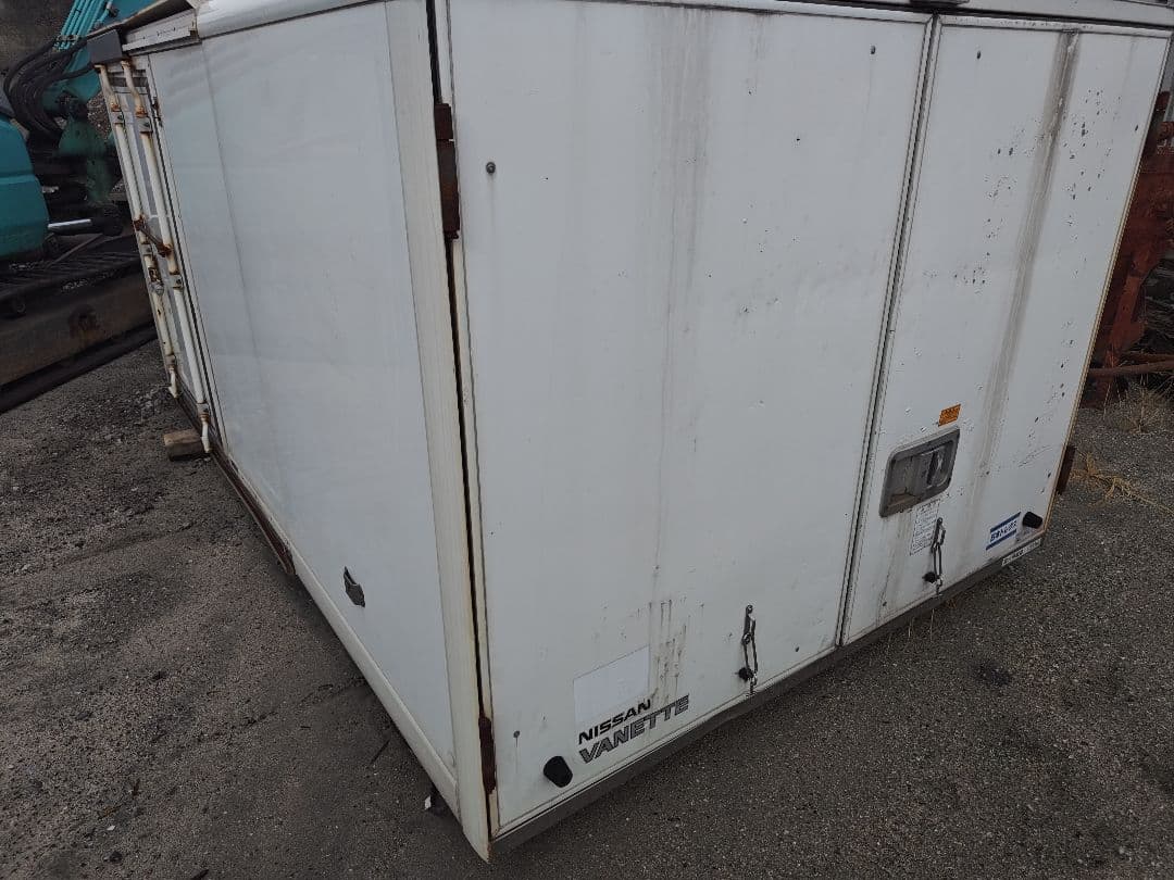 特価長崎コンテナ倉庫2.8☓1.3保冷バンホワイト冷凍庫