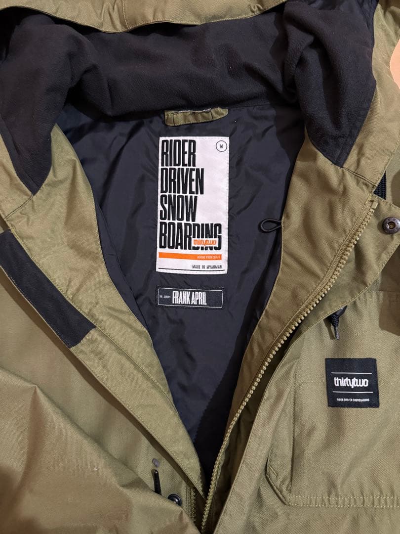 thirtytwo スノーボード　ジャケット メンズ　M