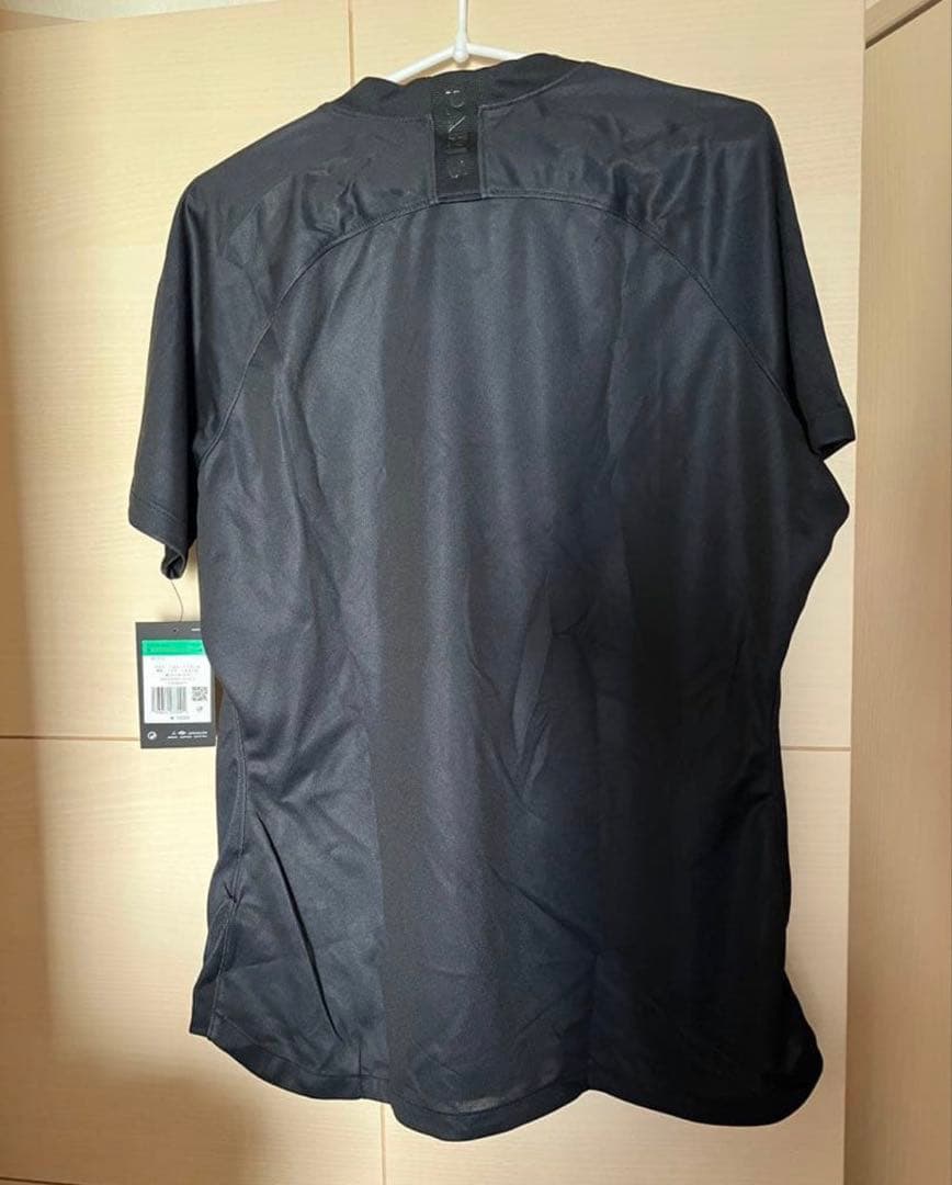 早い者勝ち！パリサンジェルマンParis Saint-Germain シャツ