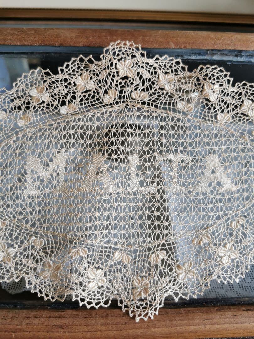 アンティーク マルチーズレース MALTA シルクボビン編ドイリー 小花＆リーフ