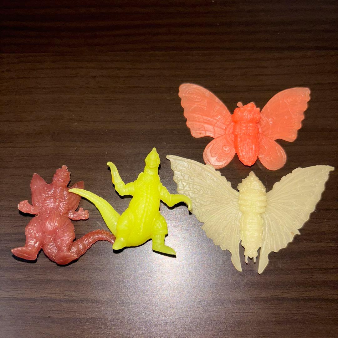 ゴジラフィギュアセット 約50体