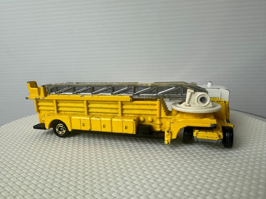 ビンテージ　トミカ　ロングトミカ　ミニカー　 アメリカのはしご消防車　日本製