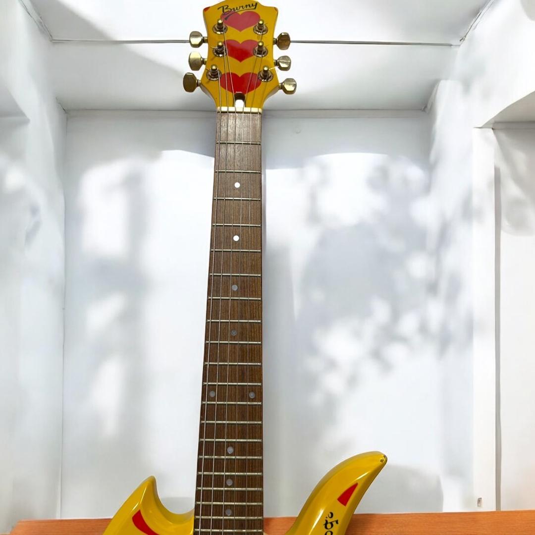 希少品 BURNY イエローハート YH-JR hideモデル ミニエレキギター