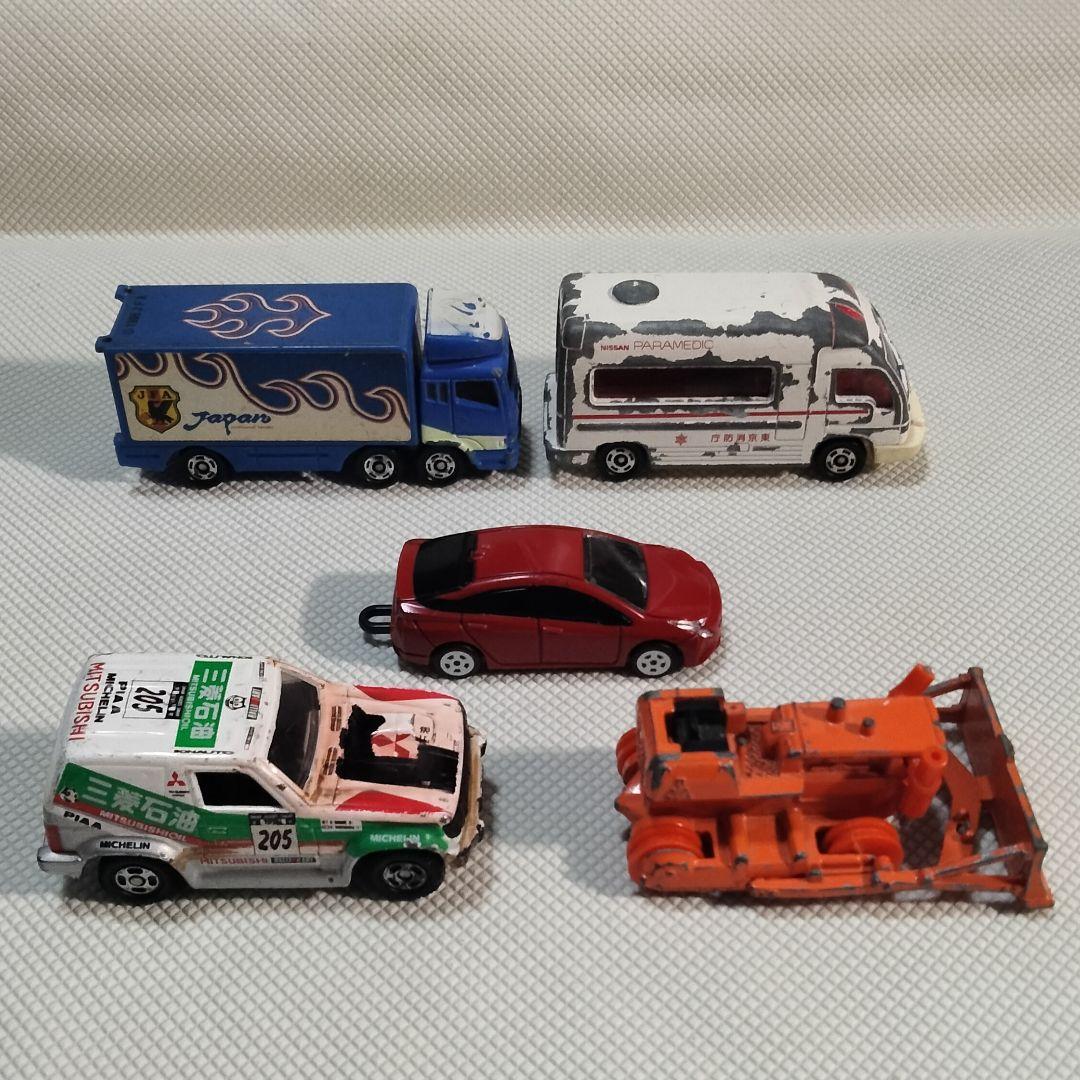 5191 ジャンクミニカー 部品取り トミカ 日産 救急車 日本製含む５台セット