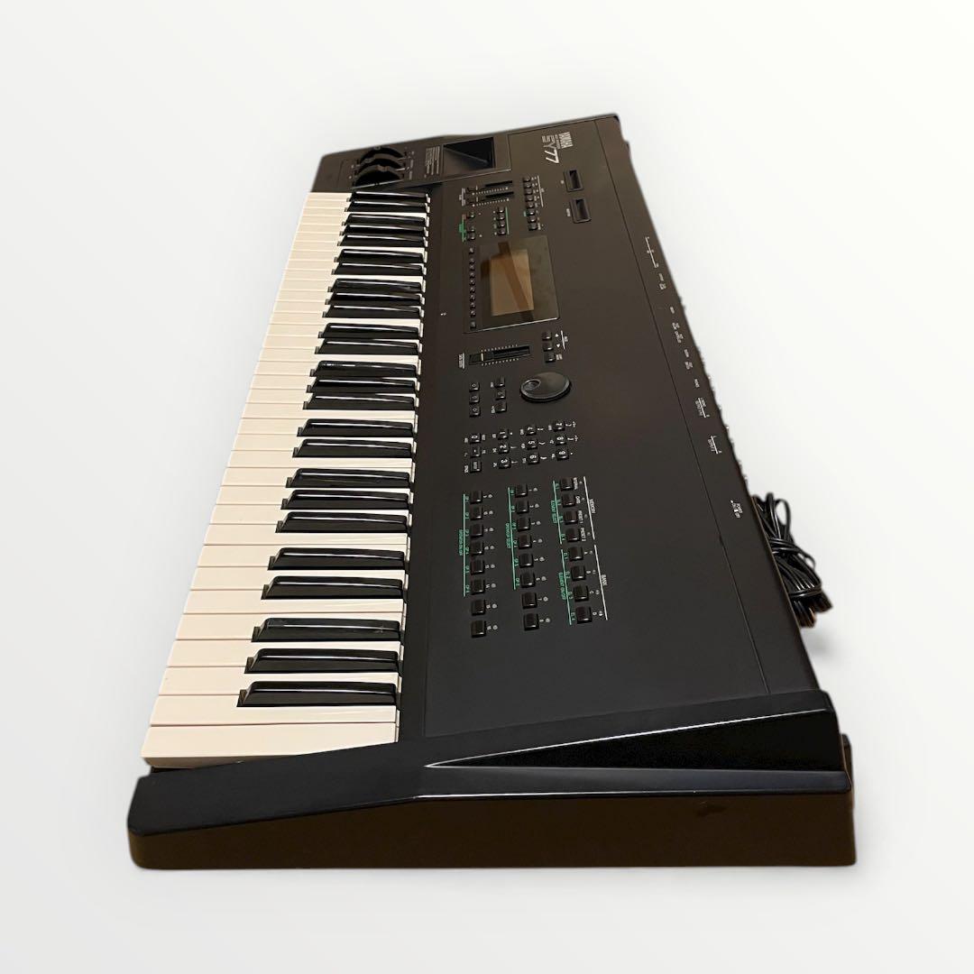 Yamaha SY77 シンセサイザー 61鍵 ハードケース付属