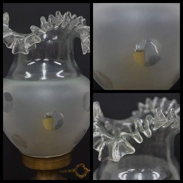 大型ランプ フリルガラスランプ 金彩色絵『貴公子と貴婦人文』洋燈 卓上ランプ