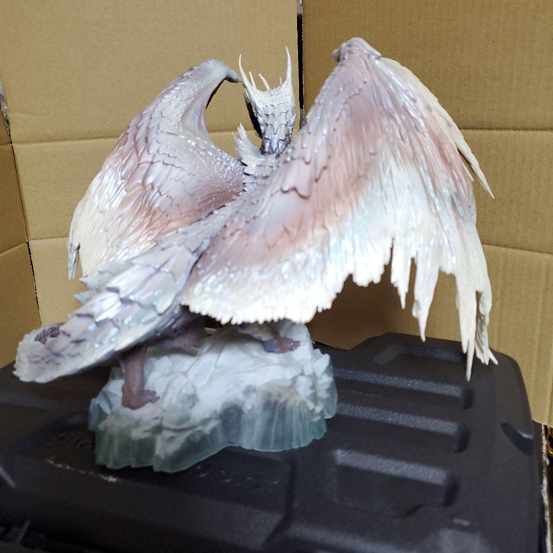 モンスターハンター イヴェルカーナ フィギュア　1番くじ