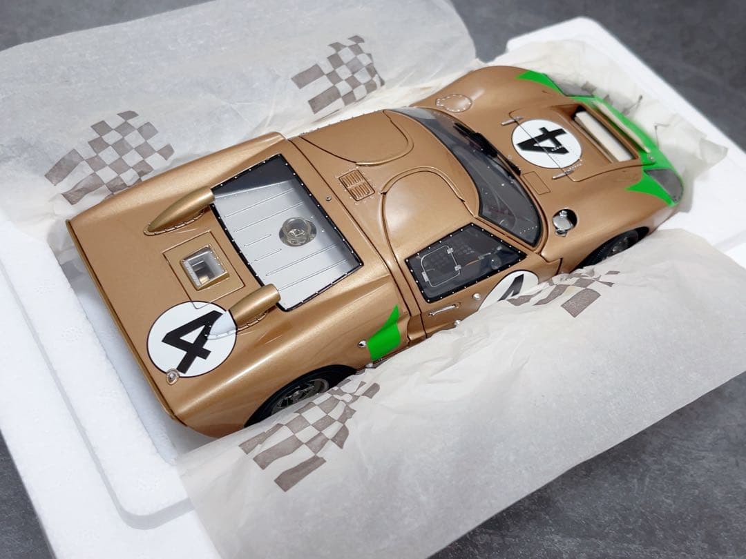 エグゾト 1/18 #4 フォード GT40 MK 2 ルマン24時間耐久