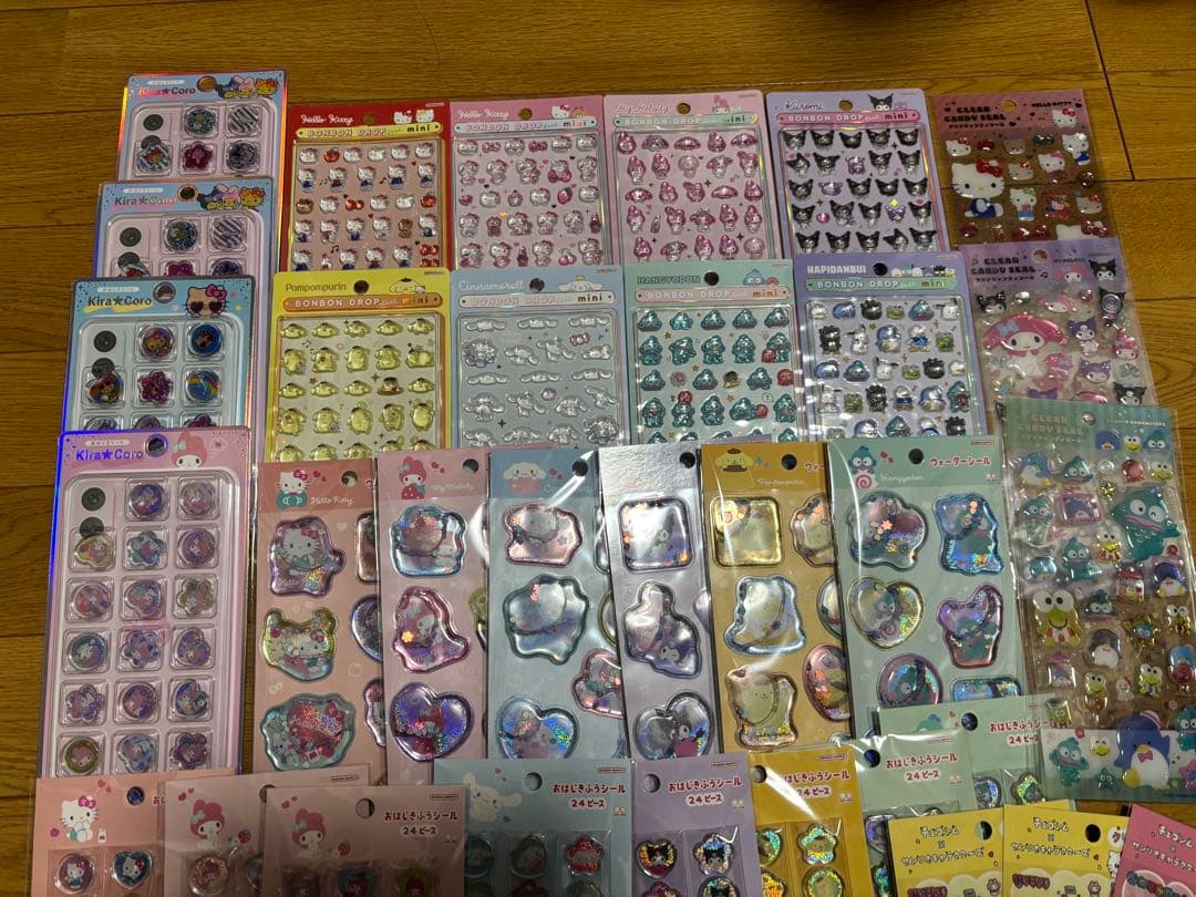 【ボンドロ含む49点まとめ売り】サンリオシール類まとめ売り※1.2枚目が全体写真