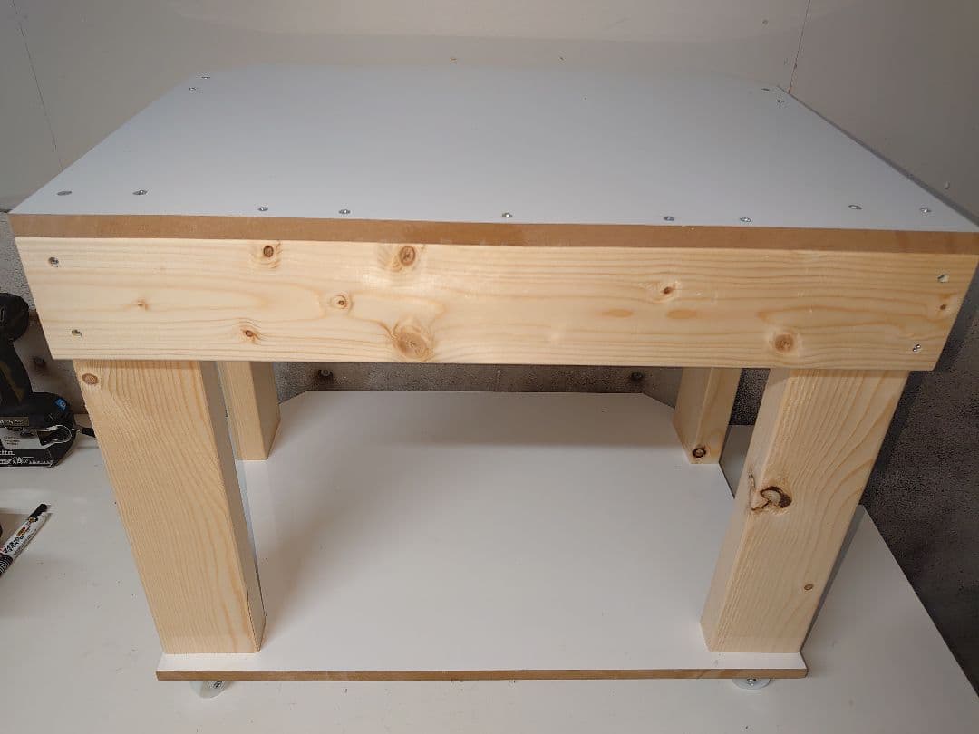 【移動に便利なキャスター付シンプルスタンド㉗】パチスロ実機を置く台・オーダー品