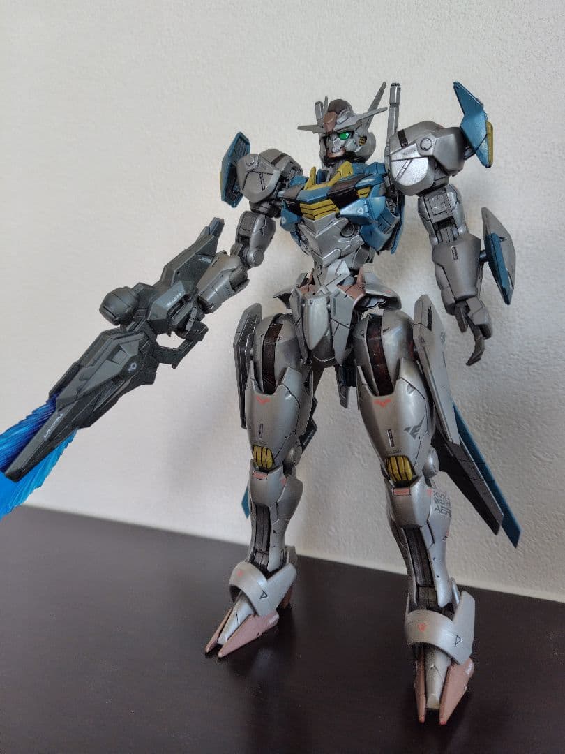 完全塗装版　完成品　１／１００　ＭＧ　ゼータガンダム　Ｖｅｒ．Ｋａ　メタリック塗