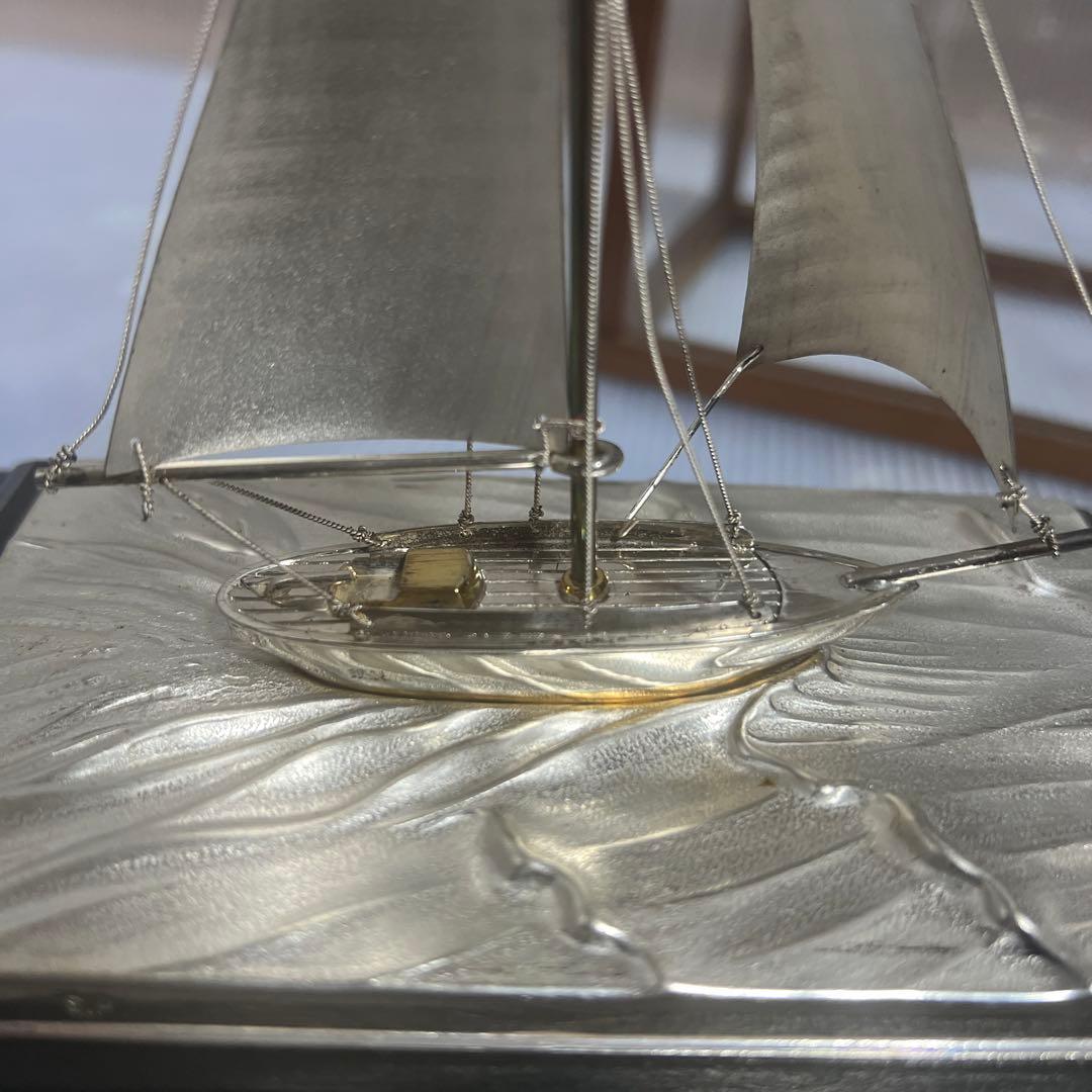 ラ*ム様 銀製品 ヨット 航海船 帆船 ガラスケース付き 縁起物 工芸品 置物