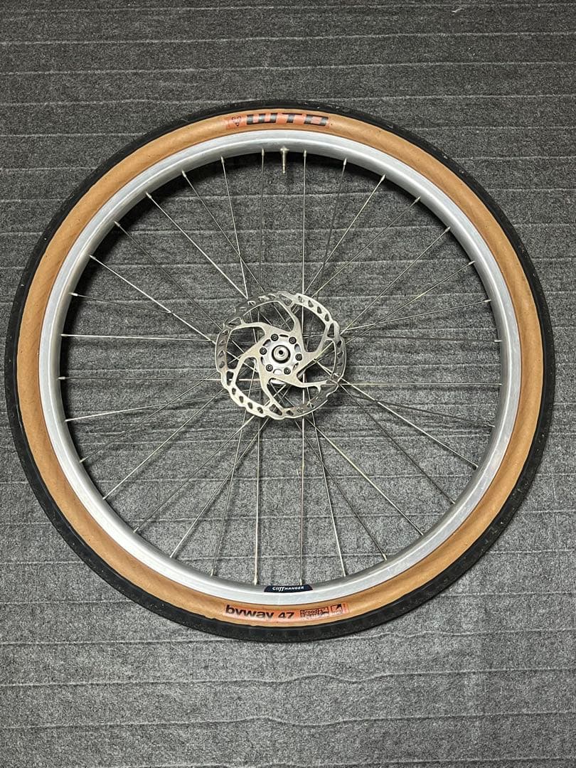 650B手組みセットSONダイナモWhite XMR12mmQR bluelug