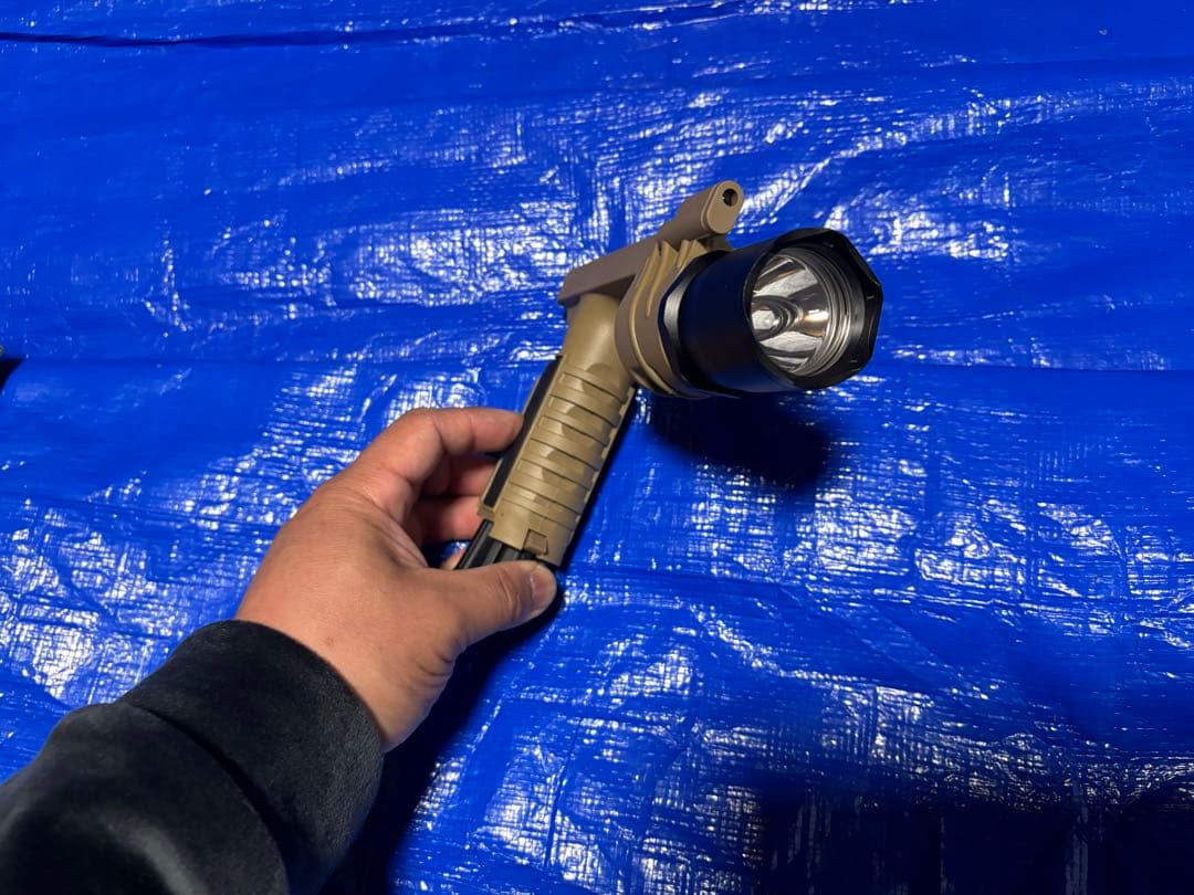 S&T M910タイプ フラッシュライト TANカラー