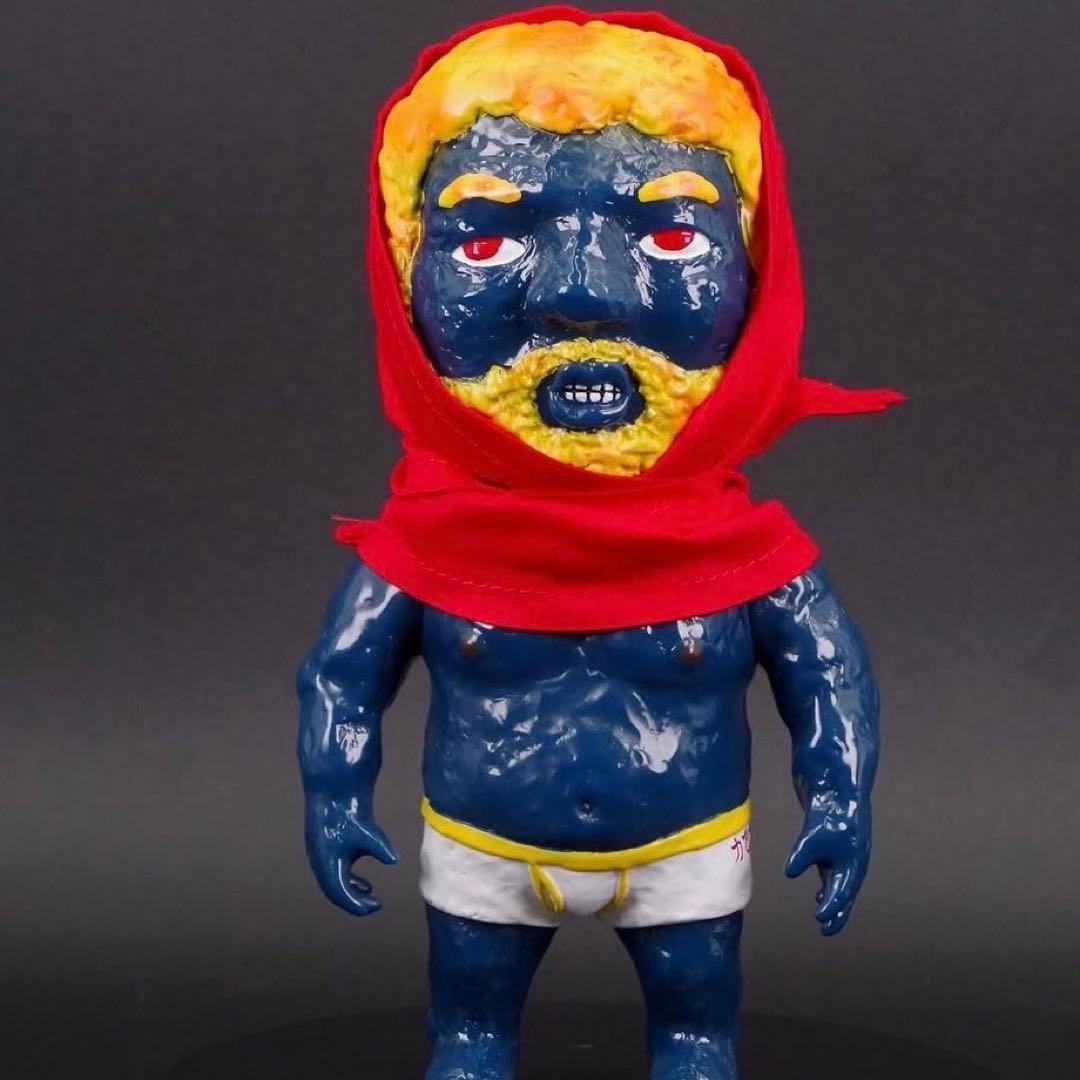 Snail toys ヘラクレス(闘神) 墓場の画廊コラボ