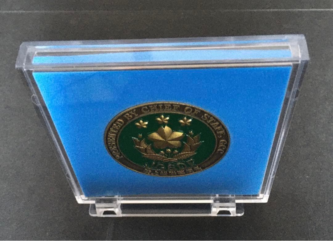 チャレンジ 直径約4.5cm 陸上総隊幕僚長 プラスチックケース入り