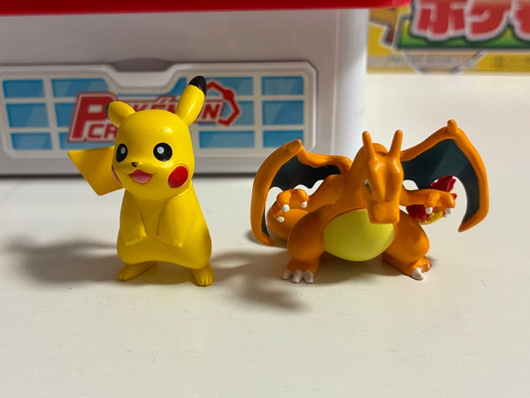 ポケモン クレーンゲーム おもちゃ モンコレフィギュア付き　電池付き