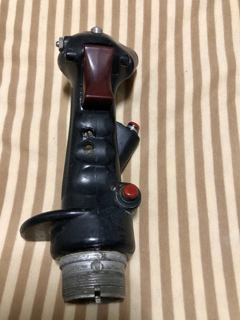 B8 操縦桿グリップ