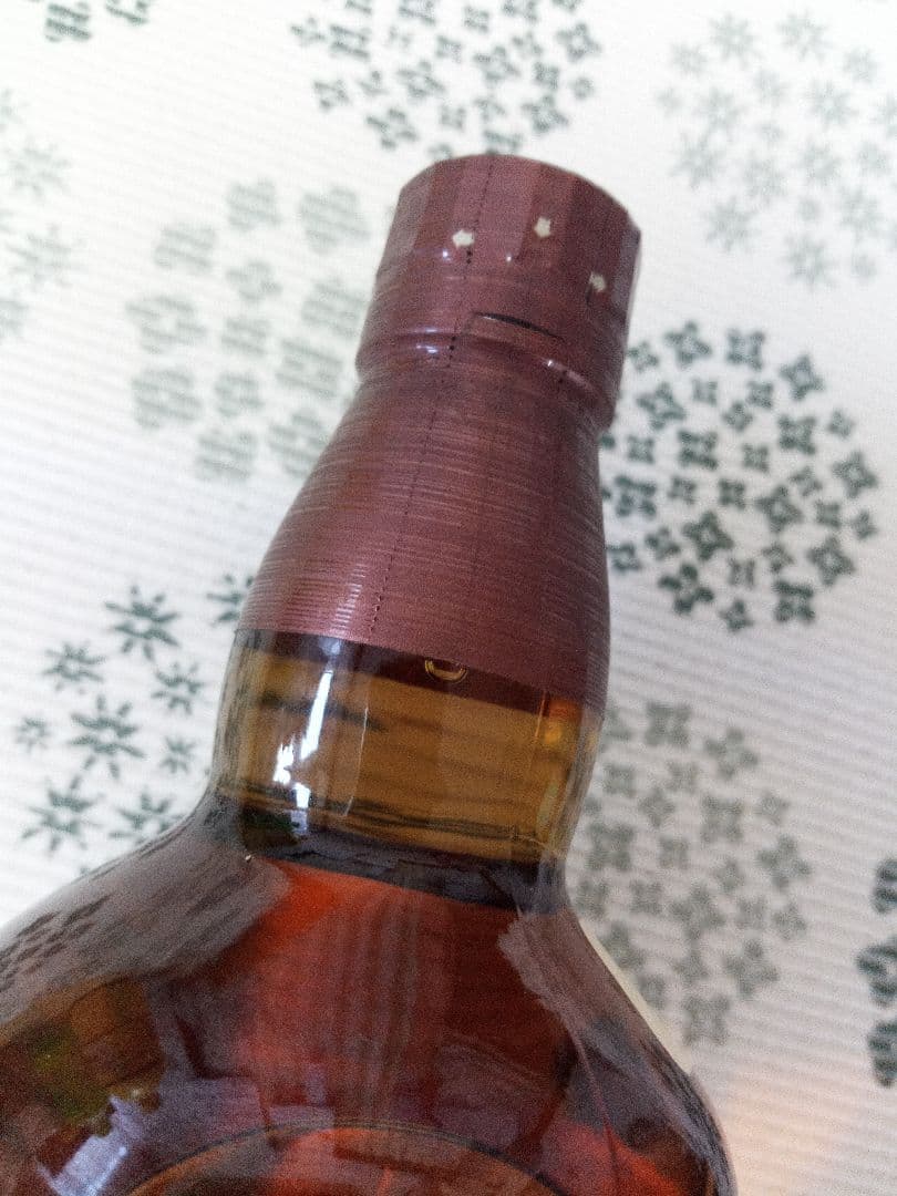 山崎 シングルモルトウイスキー 700ml (箱無し）【100周年記念ラベル】