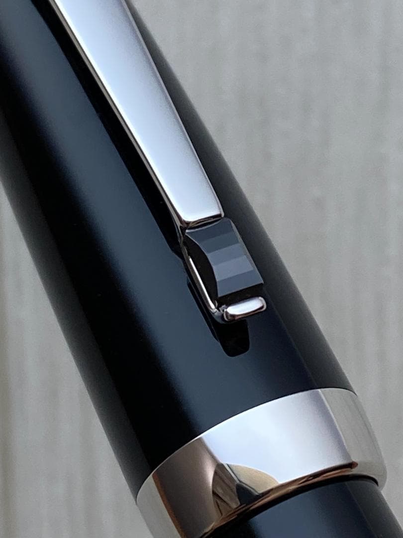 未使用　モンブラン ボエム ノワール　プラチナxブラック　ローラーボール 付属品