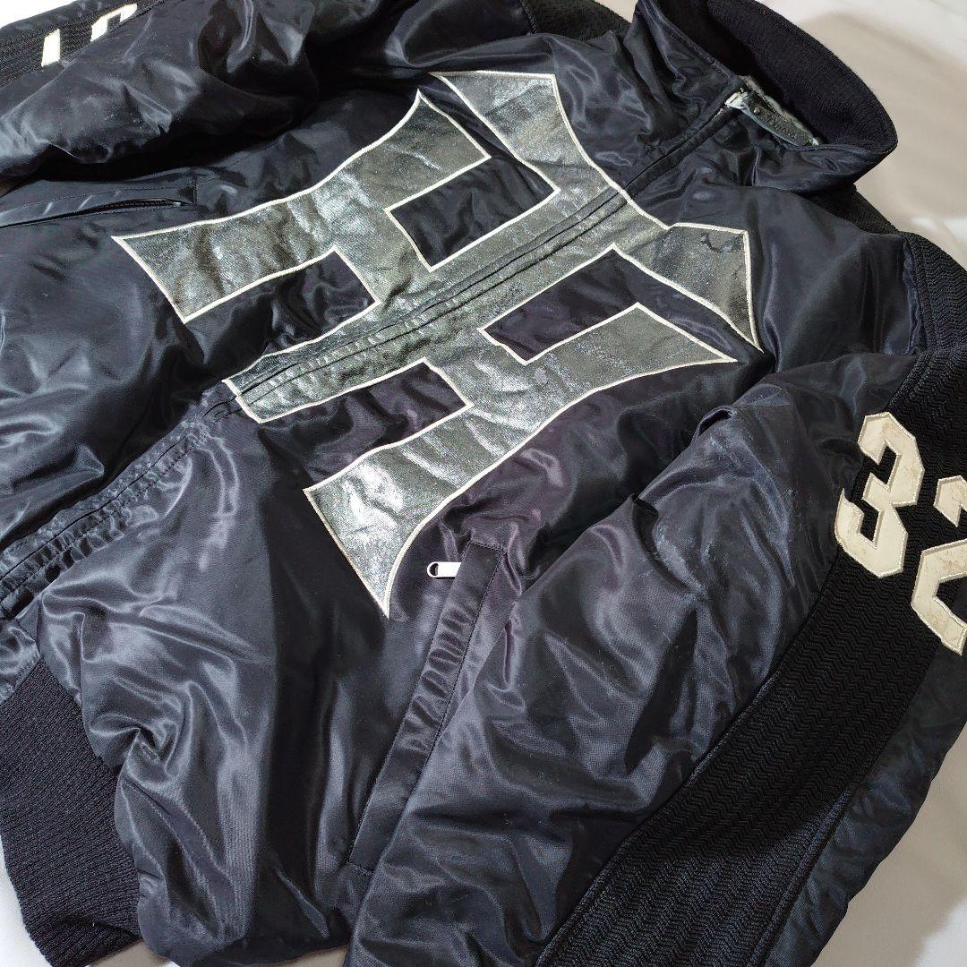 阪神タイガース　坪井智哉選手　実使用グランドコート　中綿入り