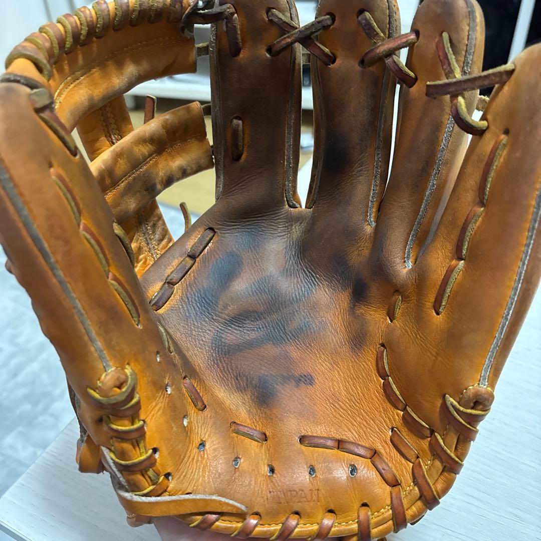 ドナイヤ硬式野球グローブ　内野手用