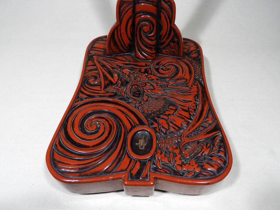 ●深彫 堆朱 太刀掛 刀立て 刀掛け 御愛刀守護 仙台堆朱 渦龍 太刀掛 一振掛