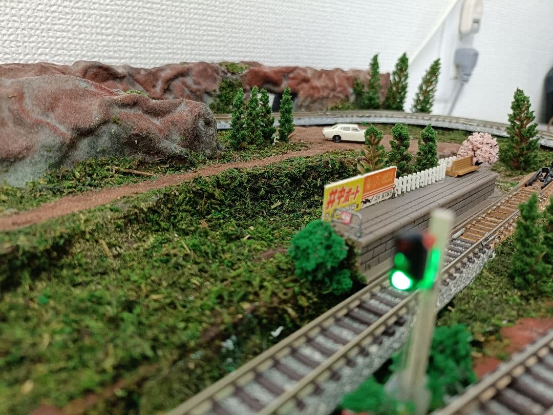 Nゲージ ジオラマ レイアウト 信号機付 卓上サイズ ストラクチャ付き