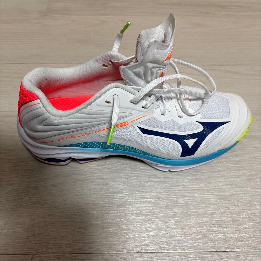 Mizuno バレーボールシューズ 美品