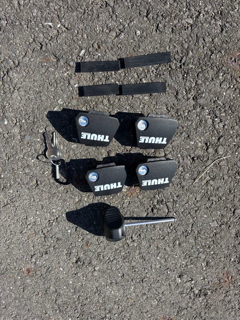 THULE ルーフキャリアセット