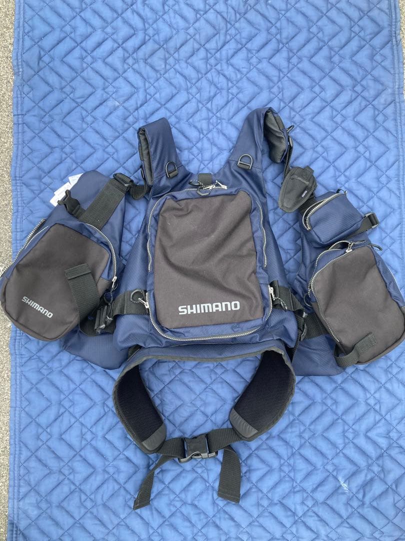 新品✴︎ SHIMANO フローリングベスト　シマノ 釣り