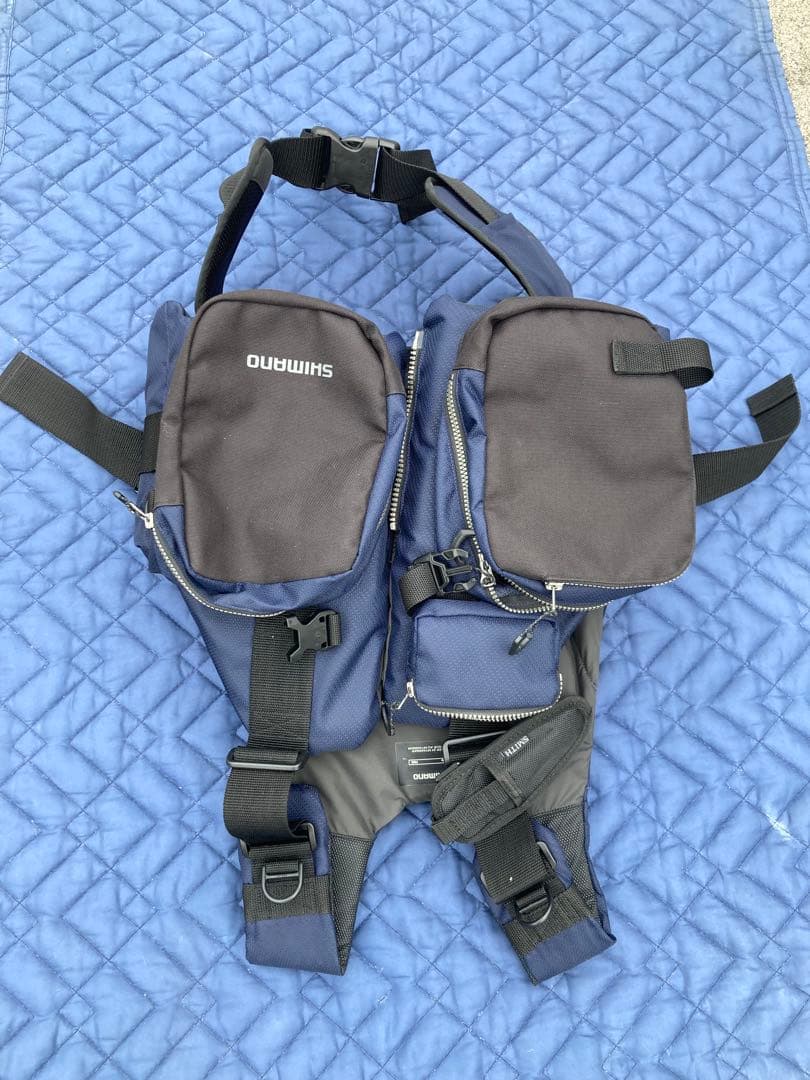 新品✴︎ SHIMANO フローリングベスト　シマノ 釣り