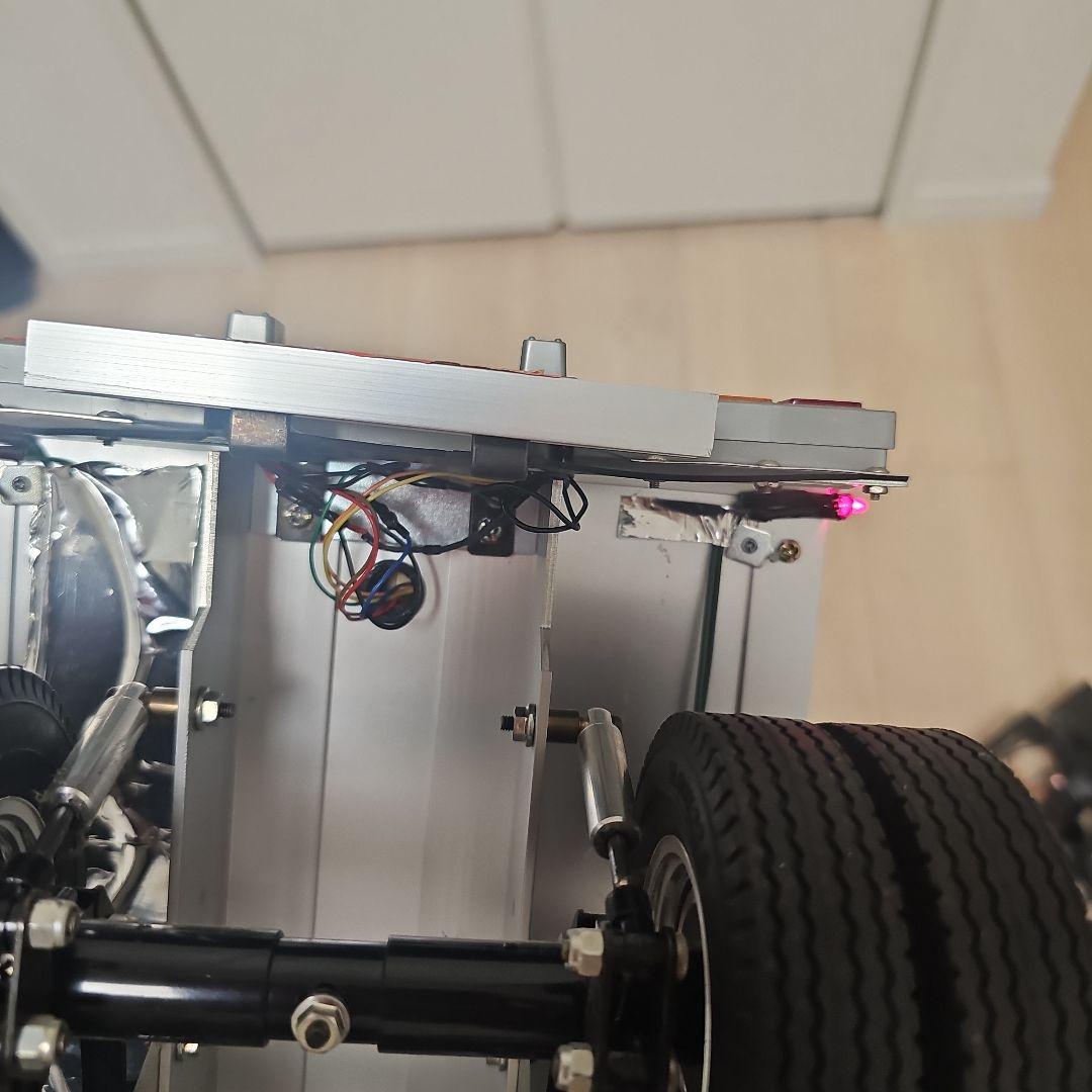 Volvo Globetrotter FH12 平ボディートレーラー　プロポ付き