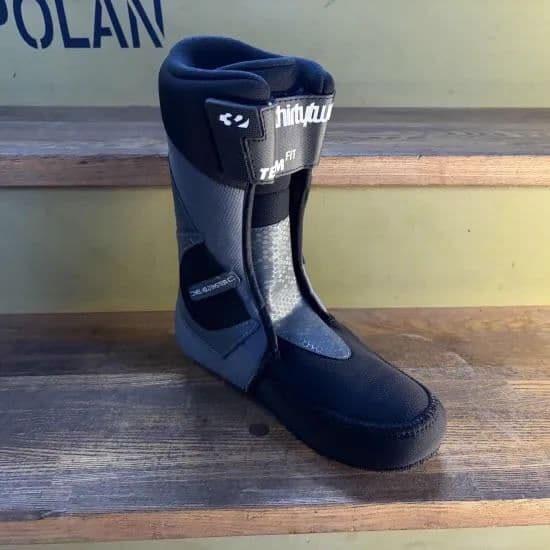 THIRTYTWO 2026 【LASHED VOLCOM】26.5cm