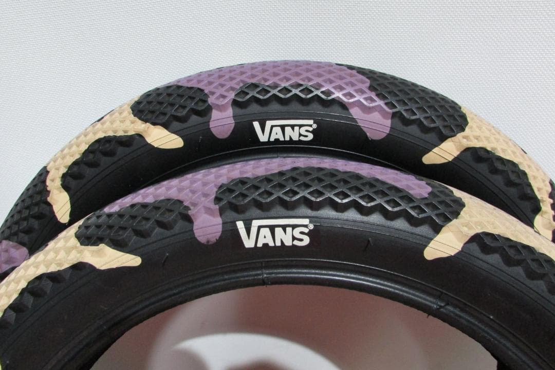 BMX タイヤ CULT × VANS Camo Tire 14\