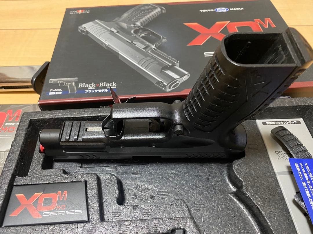 ま*ん様 東京マルイ　XDM-40 スペアマガジン付き❗️