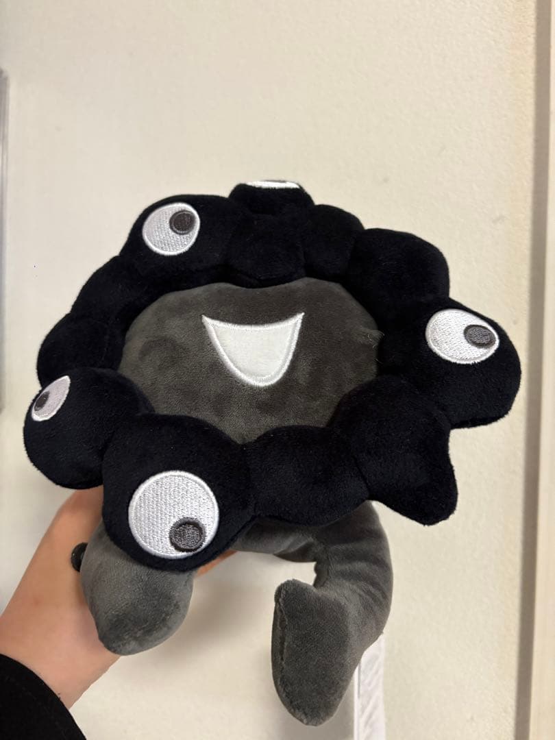 EXPO2025 ミャクミャク 這型ぬいぐるみ 黒　黒ミャクMサイズ