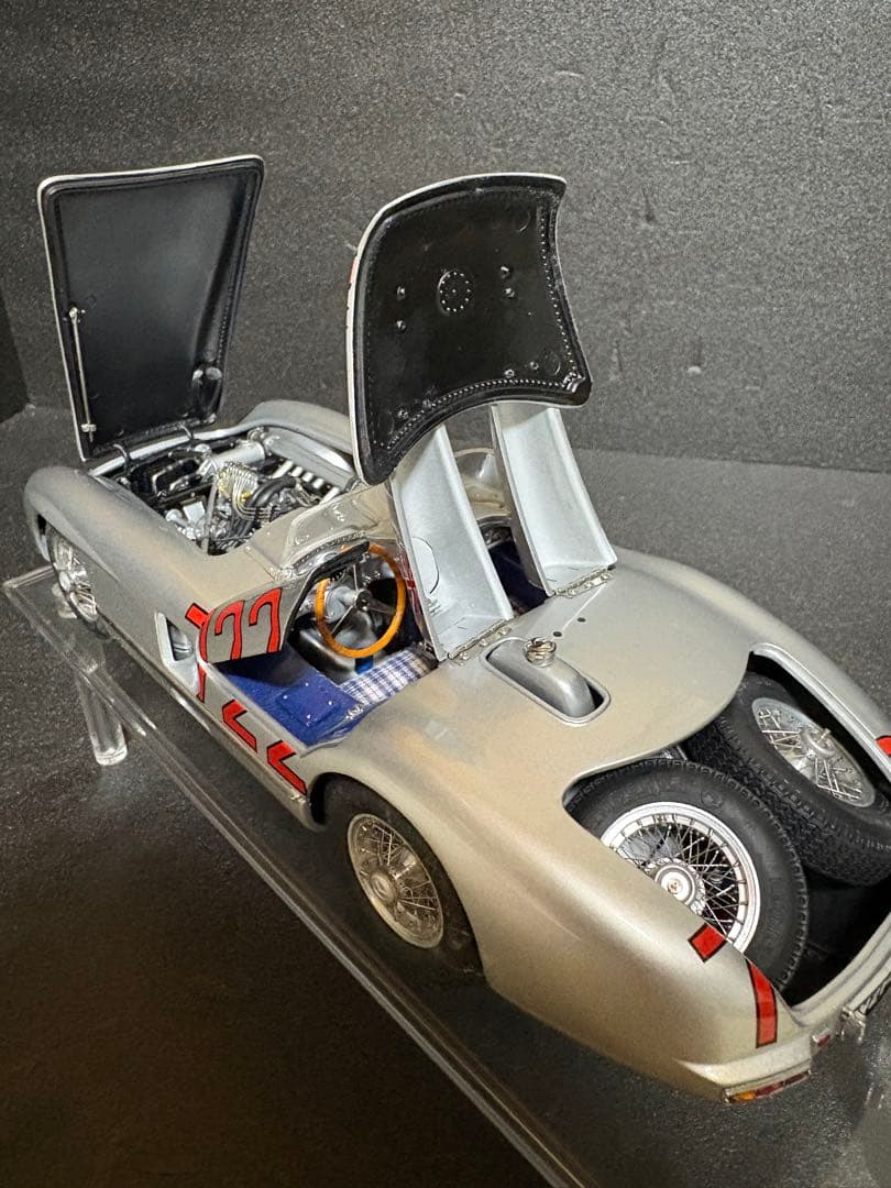 ミニカー CMC 1/18 Mercedes-Benz 300 SLR (W196S)