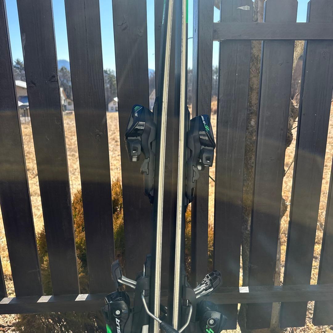 サファイア　HEAD 156cm LYT TECH V4 V SHAPE