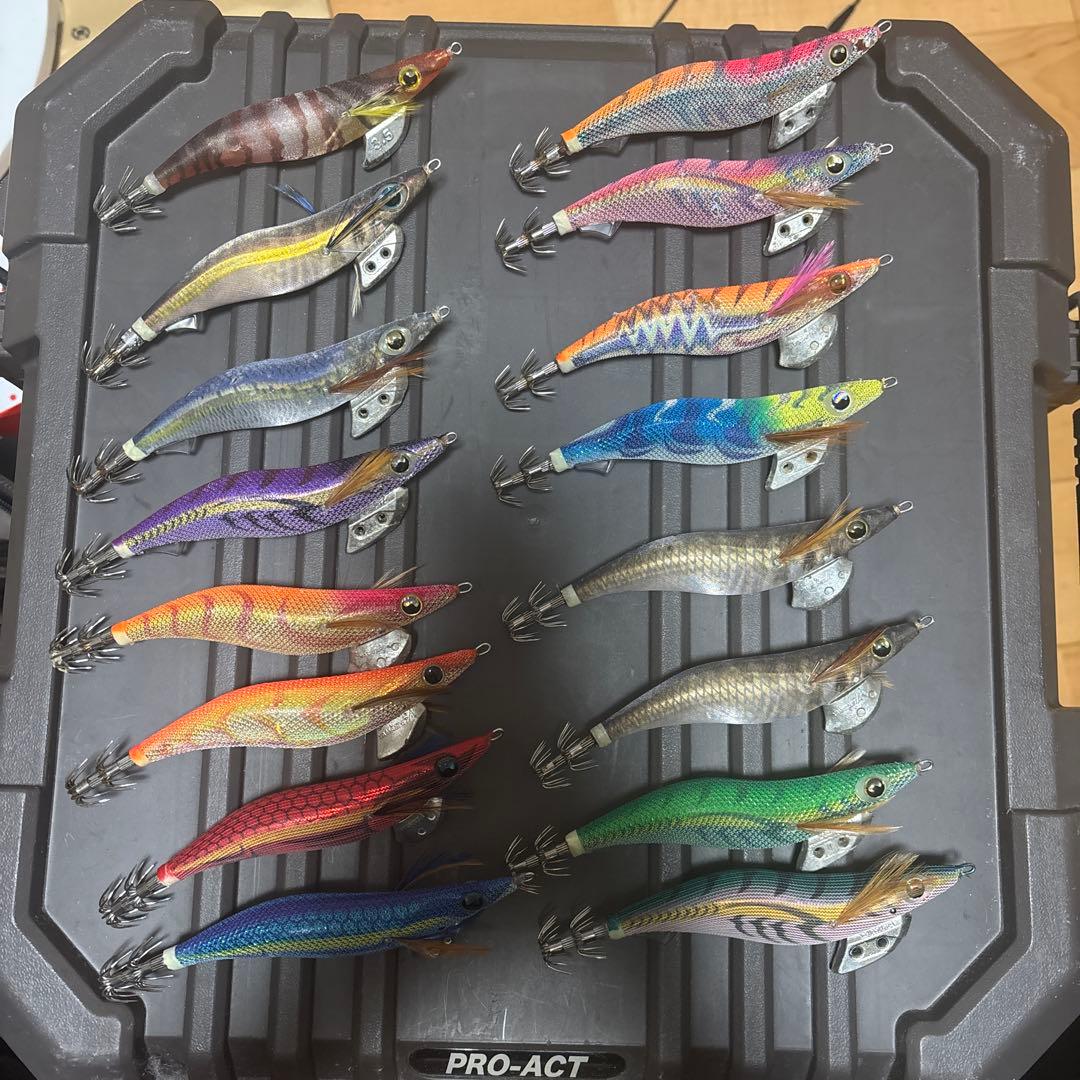 エギ王 フラッシュブースト等 3.5号 16個セット ケース付き