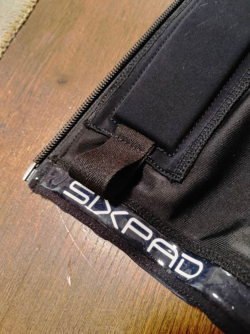 ☆超美品☆　SIXPAD EMS トレーニングウェア ブラック