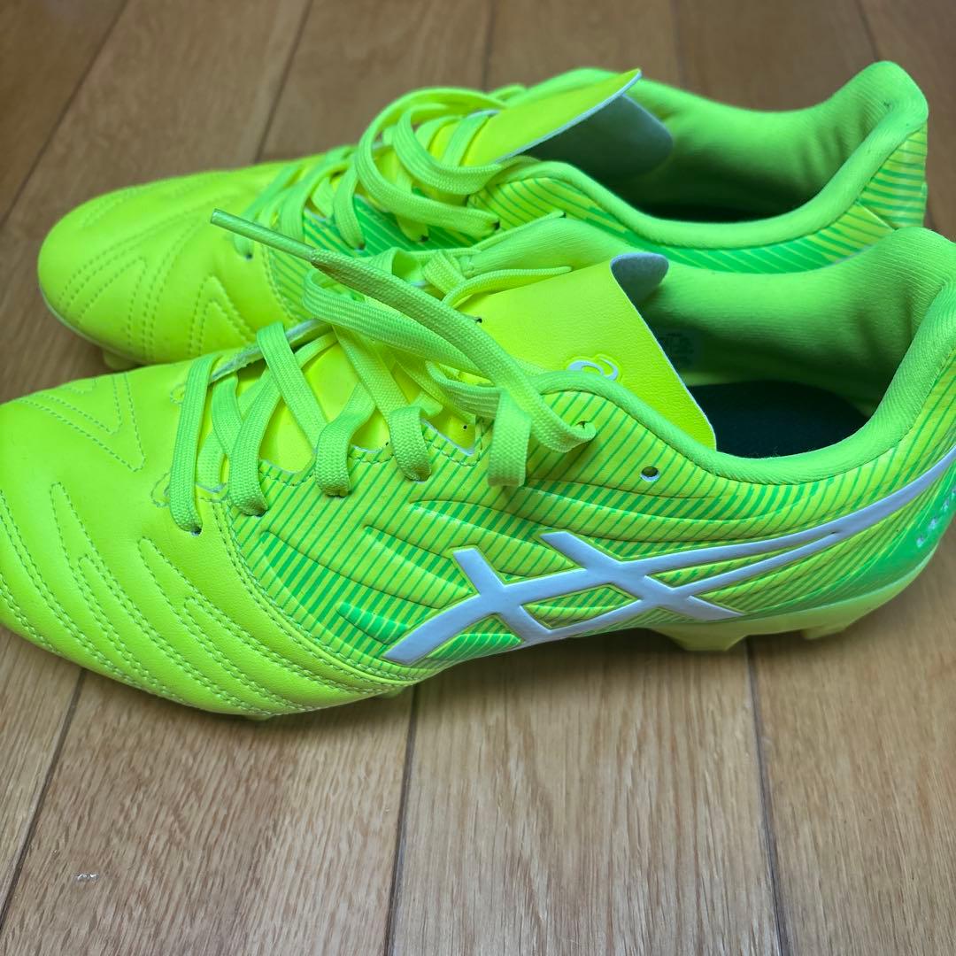 ASICS サッカーシューズ 蛍光イエロー