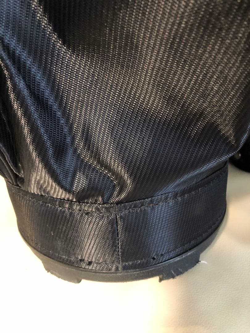 【送料込み】大人気　テーラーメイド トゥルーライト キャディバッグ ブラック