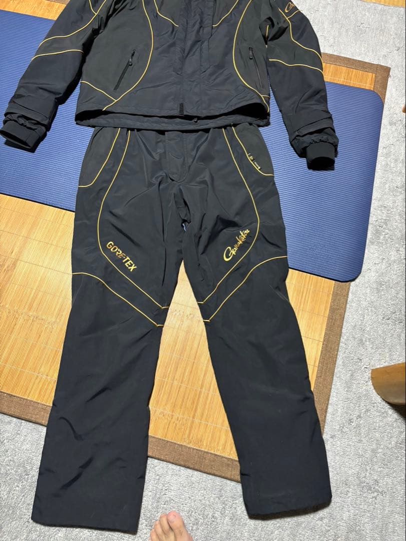 がまかつ ゴアテックス レインスーツ GM-3603 ブラック×ゴールドLサイズ