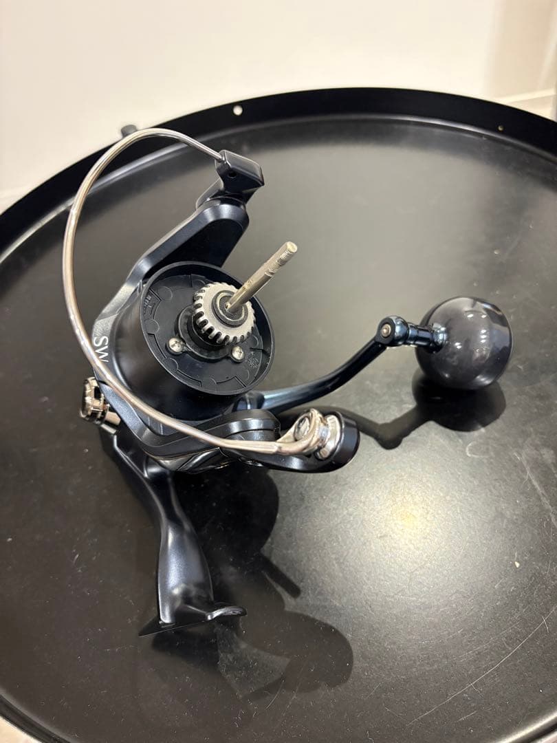 秋桜　【美品】シマノ20ストラディックSW10000HG スピニングリール