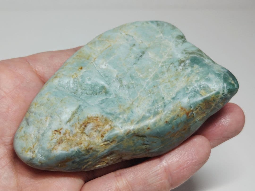 淡緑 254g 翡翠 ヒスイ 原石 鑑賞石 自然石 誕生石 鉱物 鉱石 水石