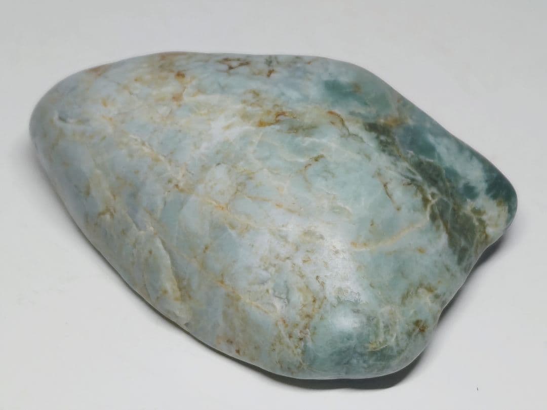 淡緑 254g 翡翠 ヒスイ 原石 鑑賞石 自然石 誕生石 鉱物 鉱石 水石