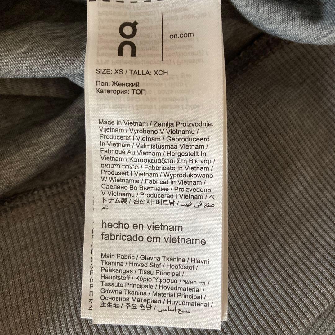 オン　On Hoodie Women's XSサイズ　パーカー