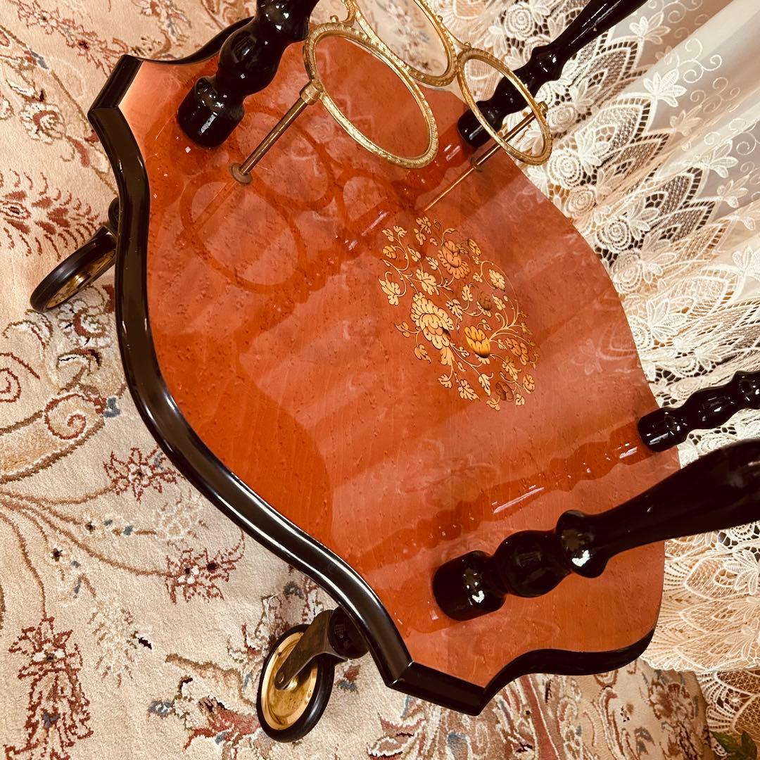 イタリア製象嵌キッチンワゴン　タッセル1本　アンティーク輸入家具　サイドテーブル