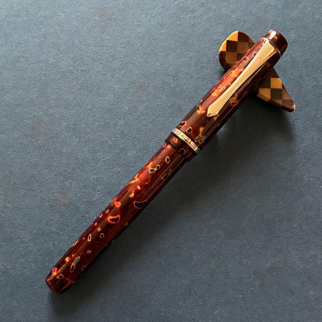 パイロット　カスタムヘリテイジ91 津軽塗　螺鈿